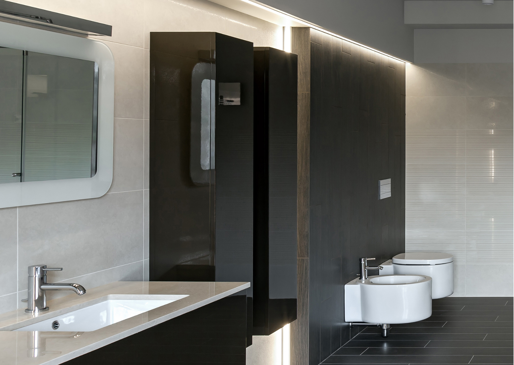 Contemporary dark bathroom suite